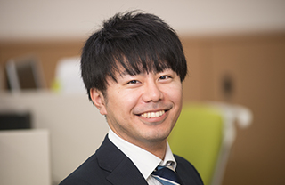 社員紹介システムエンジニア